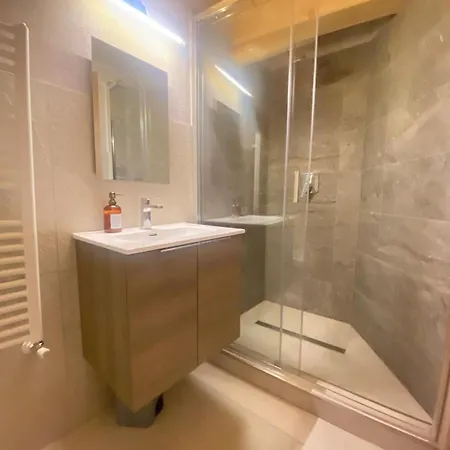 Boutique Alpine By Supastays * 쿠르마예